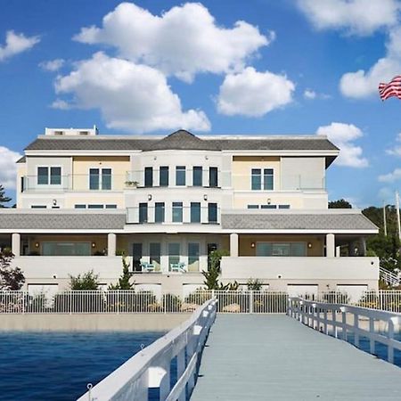 Fathoms Hotel & Marina Port Washington Exteriör bild