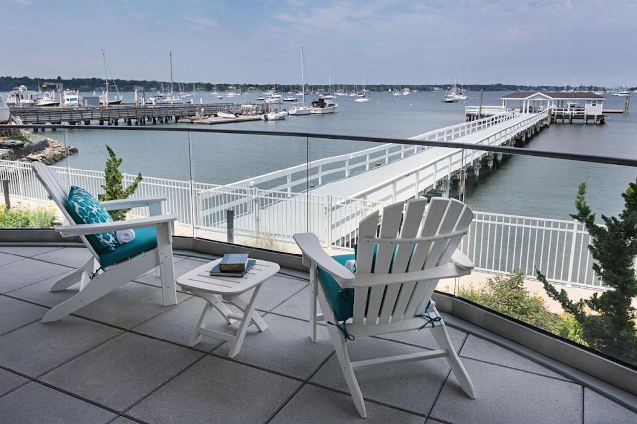 Fathoms Hotel & Marina Port Washington Exteriör bild