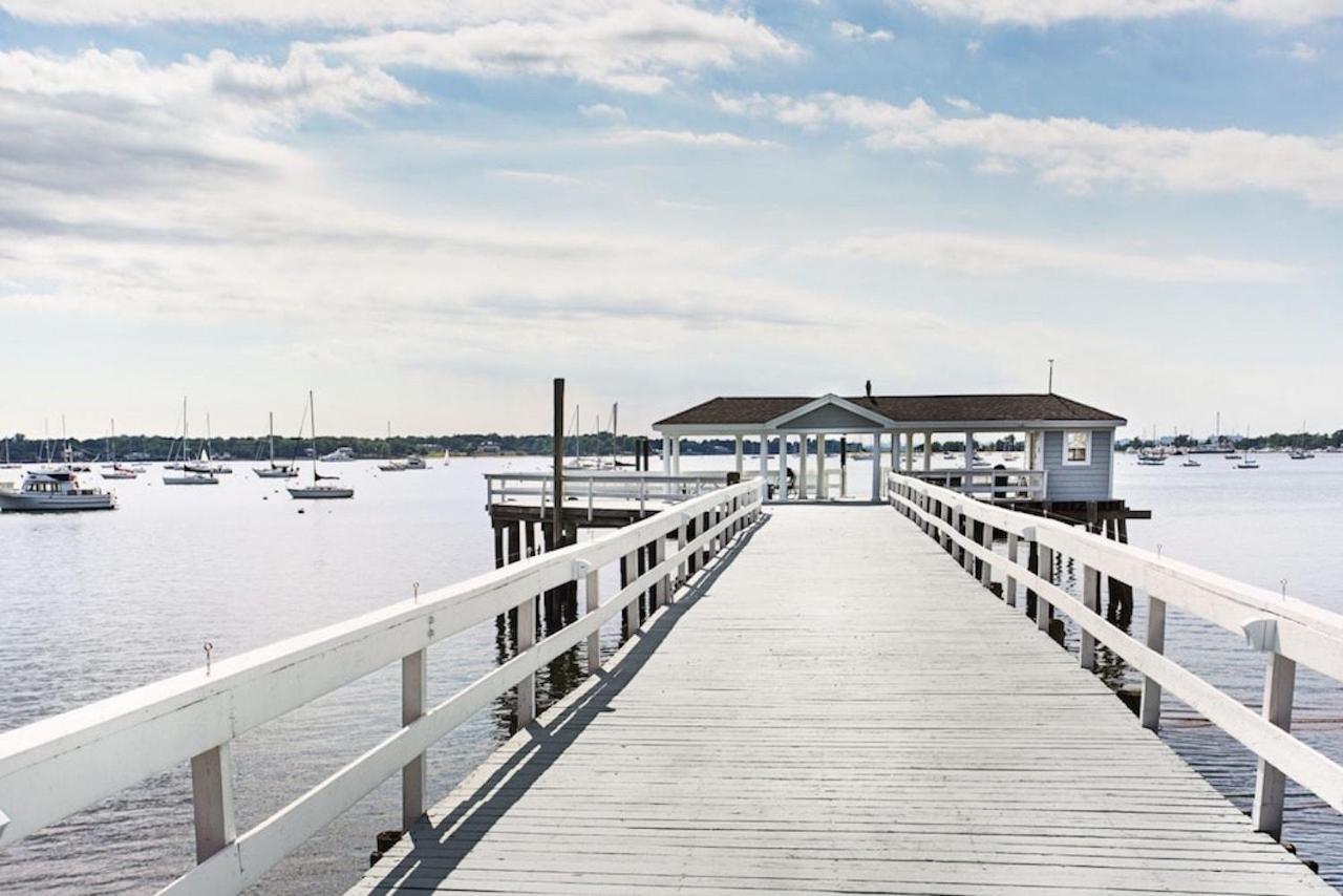 Fathoms Hotel & Marina Port Washington Exteriör bild