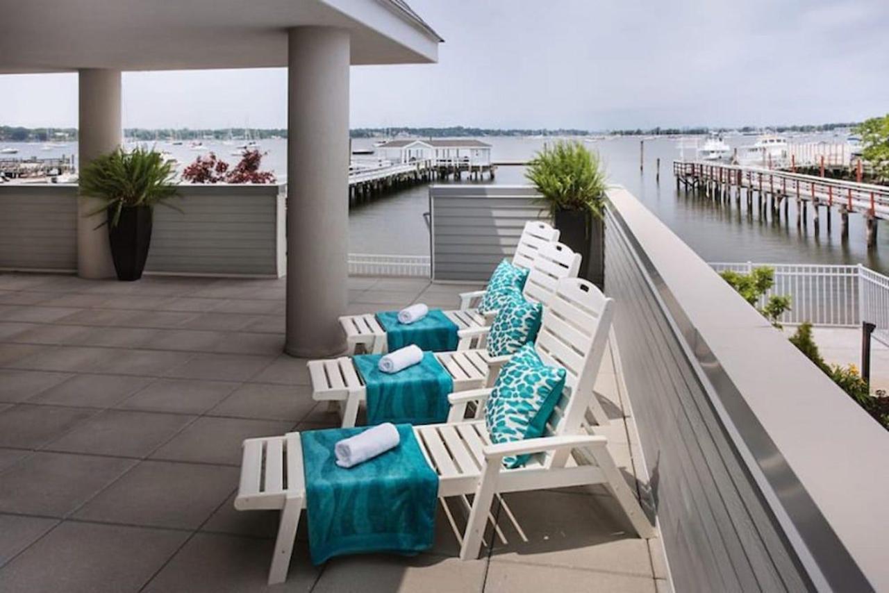 Fathoms Hotel & Marina Port Washington Exteriör bild